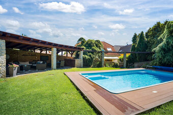 Predaj 2podlažný 6izb. rod.dom  s dvoj garážou    na Kozáck - 4