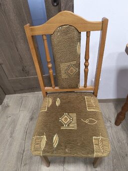 Jedálenská stolička - 4