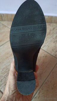 Damske cizmy Laura Biagiotti vel. 35 - 4