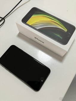 iPhone SE 128GB 2020 - 4