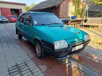 Skoda favorit 1.3spi - 4