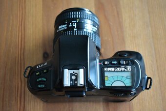 Nikon F70 - 4
