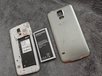 Samsung Galaxy S5 shimmery white - 4