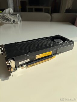 Zotac GeForce GTX 660 Ti - 2GB - 4