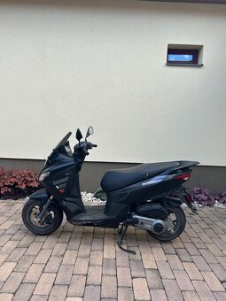 Aprilia sxr 50 - 4