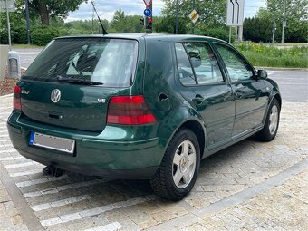 Volkswagen Golf 2.3 V5 AUTOMAT - 4