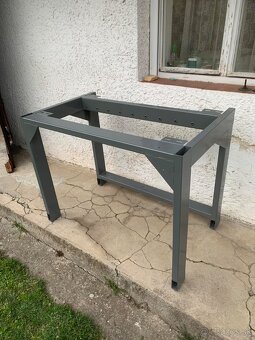 predam ponk pracovny stol - 4