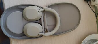Sony Noise Cancelling WH-1000XM5, strieborná - 4