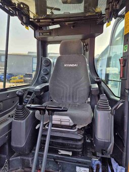 9 t bager Hyundai R80CR-9A - 4