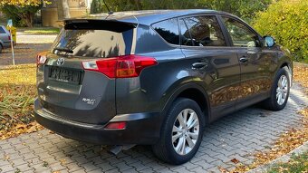 Rav4 2.2 d4d 110kw Premium koža Navi A/T XA40 - 4