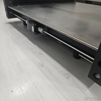 Laser - samostatny ram - 4