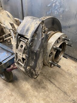 Nissan patrol y60 - 4