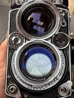 Rolleiflex 2.8E (80 mm f/2.8) - 4