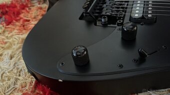 Predám elektrickú gitaru Ibanez - 4