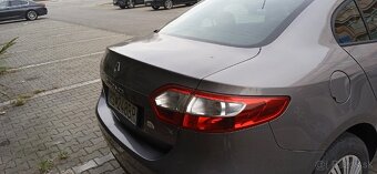 Renault fluence 1.6 benz rok 2010 - 4