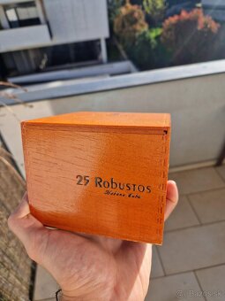 PREDÁM: Kubánske cigary Cohiba Robusto - 4