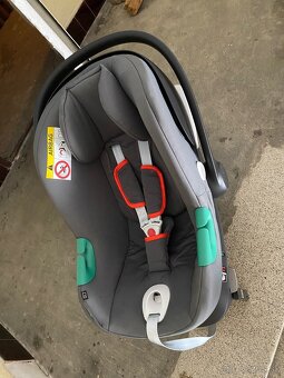 Cybex Aton B2 i-Size - 4