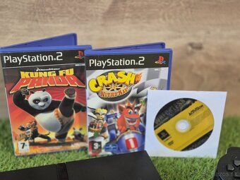 Sony Playstation 2, 2 ovládače, 8MB karta, 3 hry (Crash a i) - 4