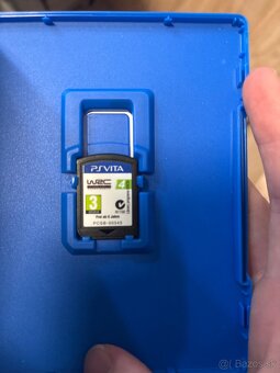 Ps vita 4x hry - 4