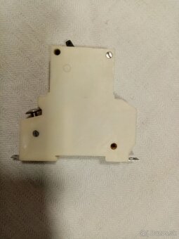 istič 1 fázový SEZ Krompachy 6A, 10A - 4