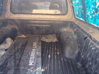 Mitsubishi L200 - 4