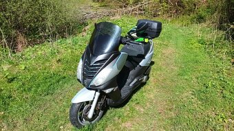 Skuter 125 Peugeot - 4