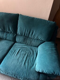 Štýlová dvojmiestna pohovka v modro-zelenej farbe - 4