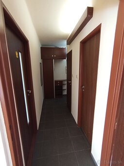 Na prenájom 2i byt s balkónom v Leviciach - 4