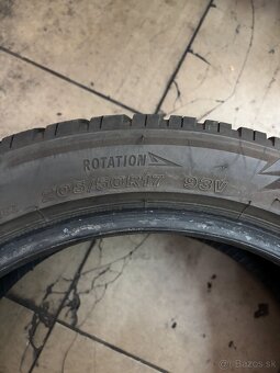 205/55R17 - 4