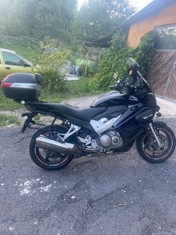 Predam Hondu VFR 800 Crossrunner - 4