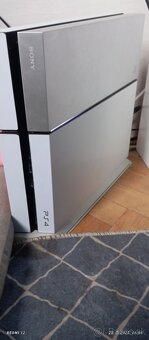 Ps4 +príslušenstvo - 4