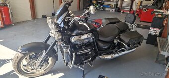 Triumph Rocket III - 4