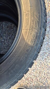 Predam zimne 4ks Nokian 175/65 r15 - 4