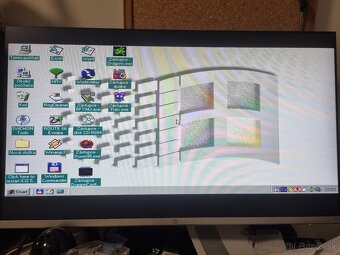 retro počitač windows 98 - 4