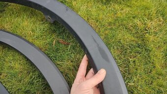 Toyota Rav4, C-HR, Mercedes GLB, GLA - lem kryt blatnika - 4