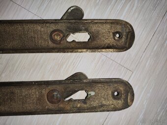 Mosadzné kryty zámku dverí - 4