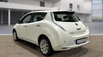 Nissan Leaf VISIA 30 KWH, rok 2017, nájezd jen 24336 km - 4