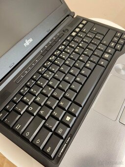 Notebook 13,3" FUJITSU.Intel i7-3520M 2x2,90GHz.240gb - 4