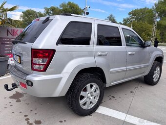 Jeep Grand Cherokee - 4