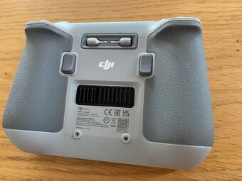 DJI RC ovládač v 100% stave + kábel - 4