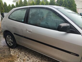 Mitsubishi Colt - 4