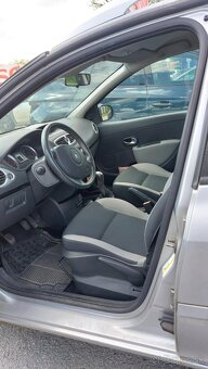 Renault Clio Grandtour - 4
