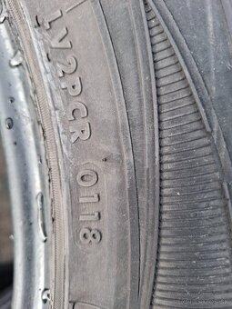 Predam pneumatiky 235/55 R17 - 4