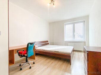 Príjemný 2i byt s balkónom na Štrkovci - 4