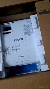 Predám projektor epson full hd - 4