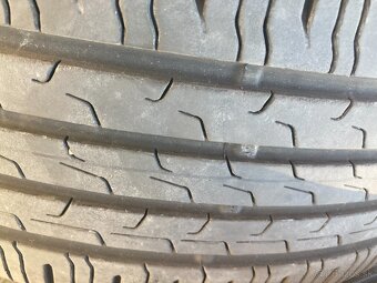CONTINENTAL 215/55 R17 - 4