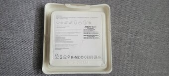 Predam bezdrotovu nabijacku Samsung - 4