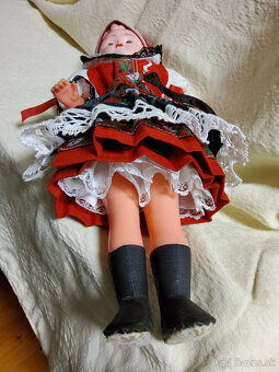 retro bábiky v kroji top stav výška 33 a 40 cm - 4