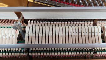 Klavir CARL EBEL - 4