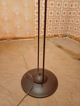 Stojaca lampa - 4